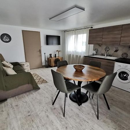 Gite - Chambres D'Hotes La Belle Helene Bressuire Eksteriør bilde