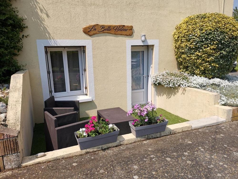 Gite - Chambres D'Hotes La Belle Helene Bressuire Eksteriør bilde