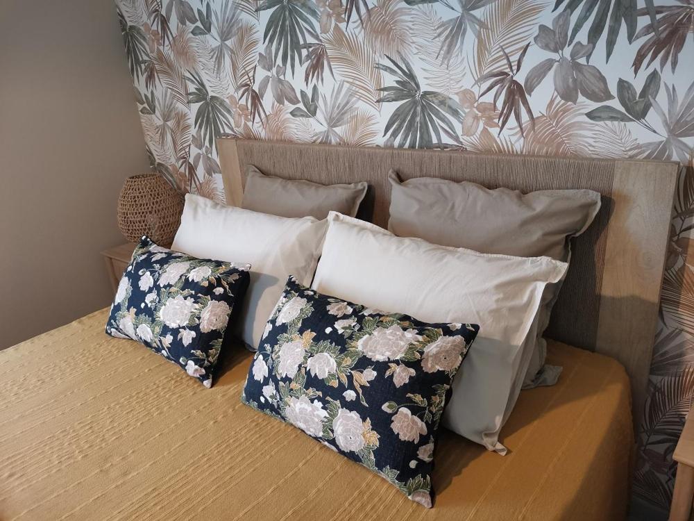 Gite - Chambres D'Hotes La Belle Helene Bressuire Eksteriør bilde